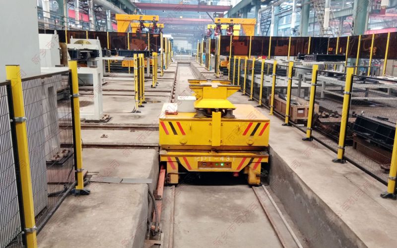 滑觸線供電方式的RGV軌道穿梭車(chē)